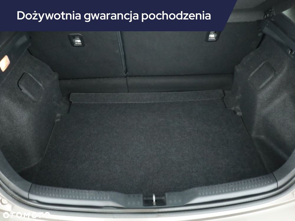 Toyota Auris - 13