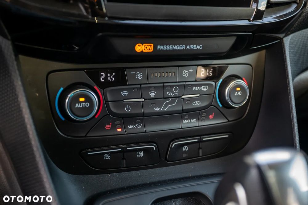 Ford Tourneo Connect Grand - 25