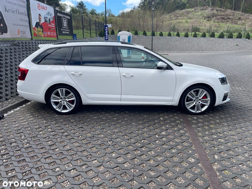 Skoda Octavia 2.0 TDI DSG RS - 14