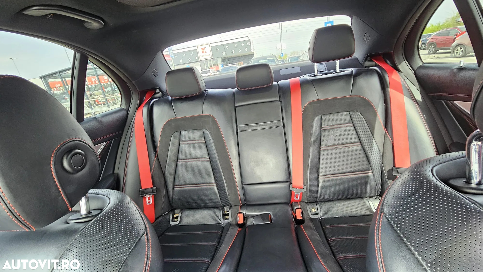 Mercedes-Benz E 43 AMG 4MATIC Aut. - 15