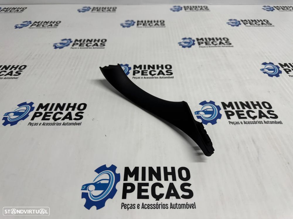 Capa Puxador Direito BMW Série 5 (F10 F11 F18) Preto - 1