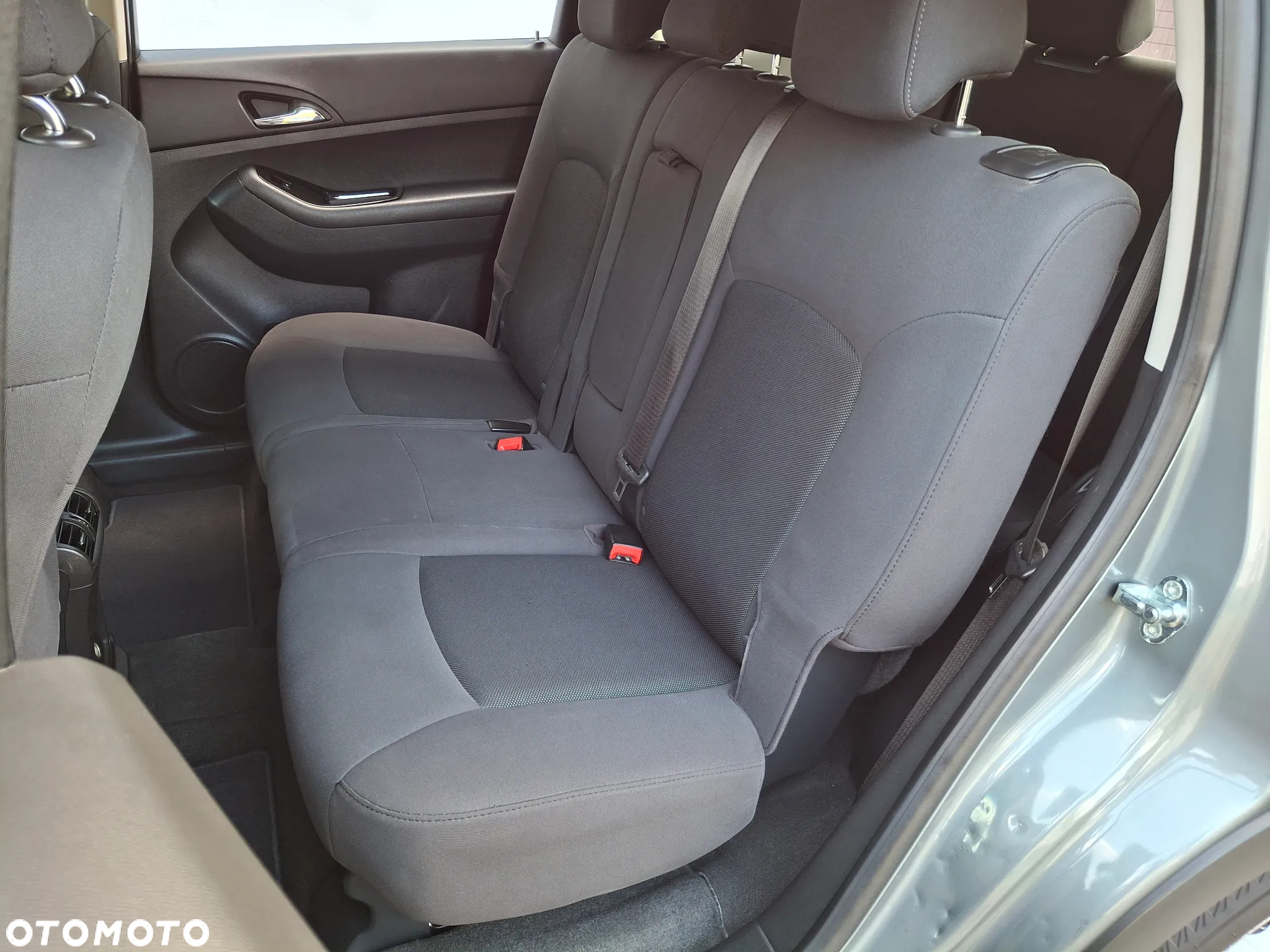 Chevrolet Orlando - 10