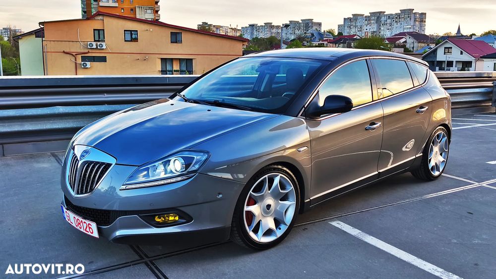 Lancia Delta 1.8 Di TurboJet 16v Automatik Platinum - 1