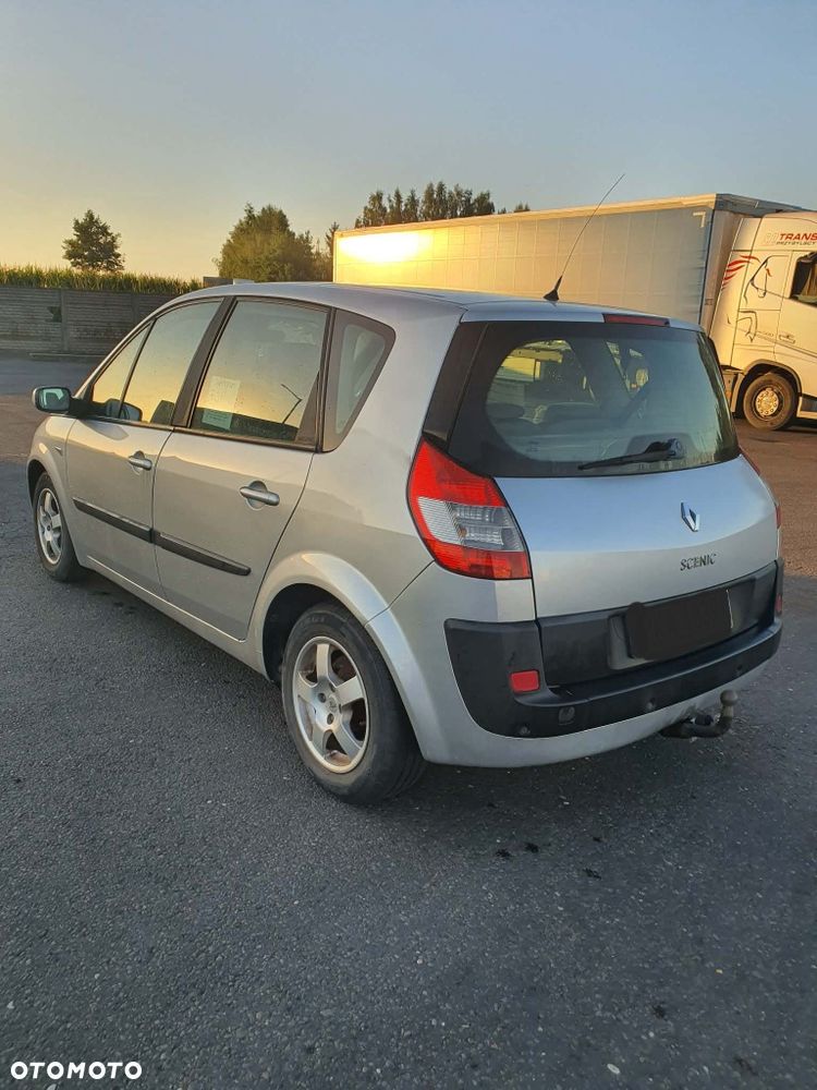 Renault Scenic - 4