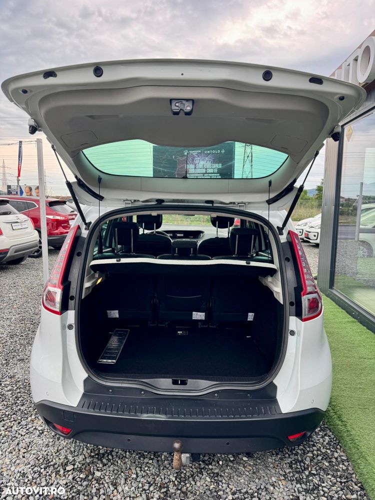 Renault Scenic - 36