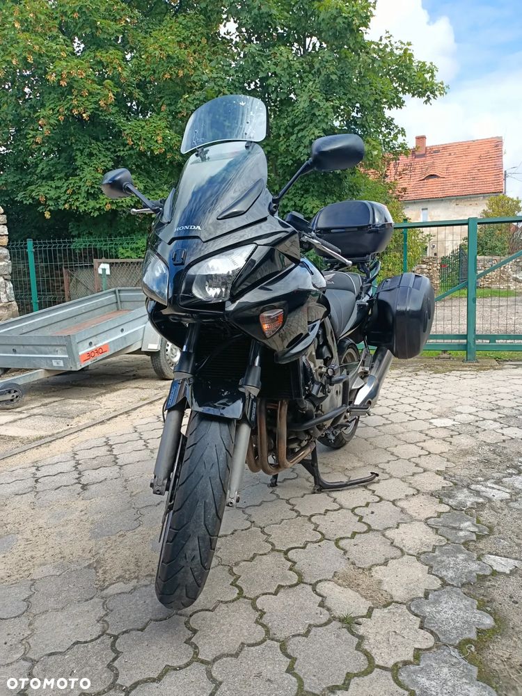 Honda CBF - 7