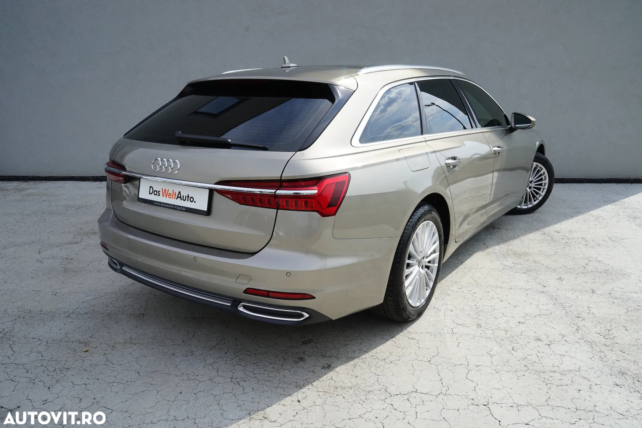 Audi A6 Avant 2.0 45 TFSI S tronic Design - 6