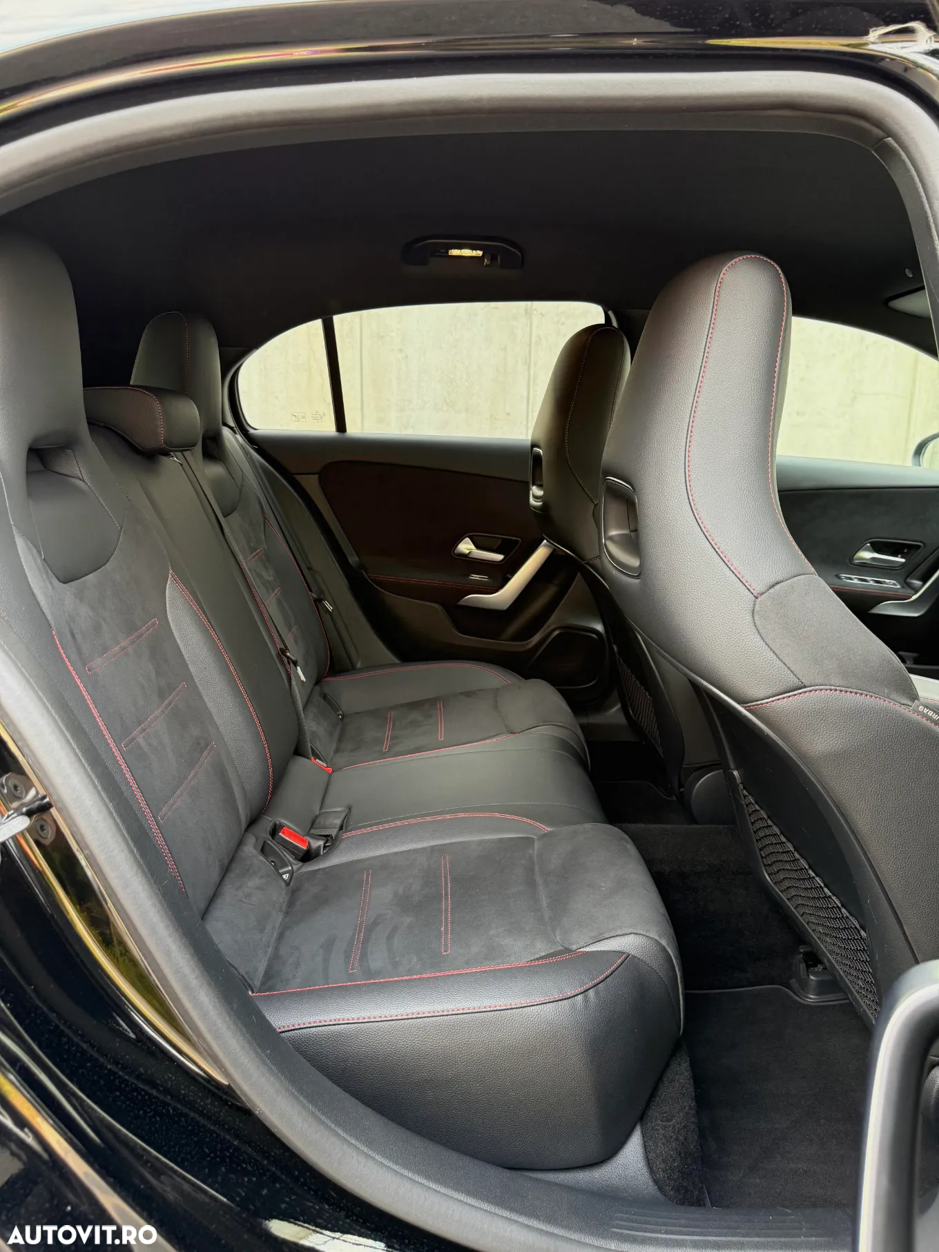 Mercedes-Benz A 180 7G-DCT AMG Line - 14