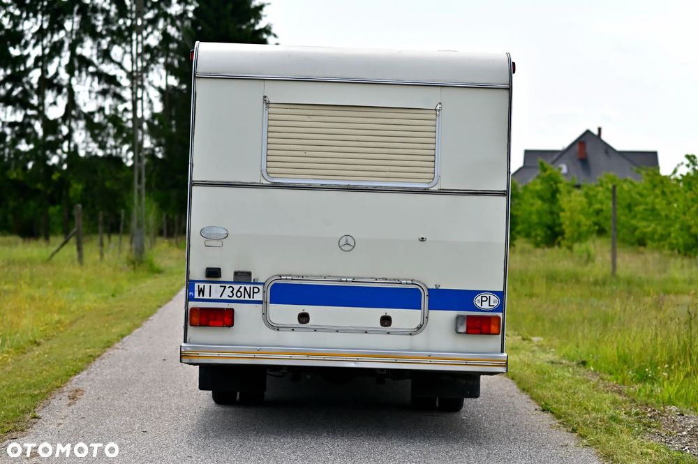 Mercedes-Benz 409D - 4