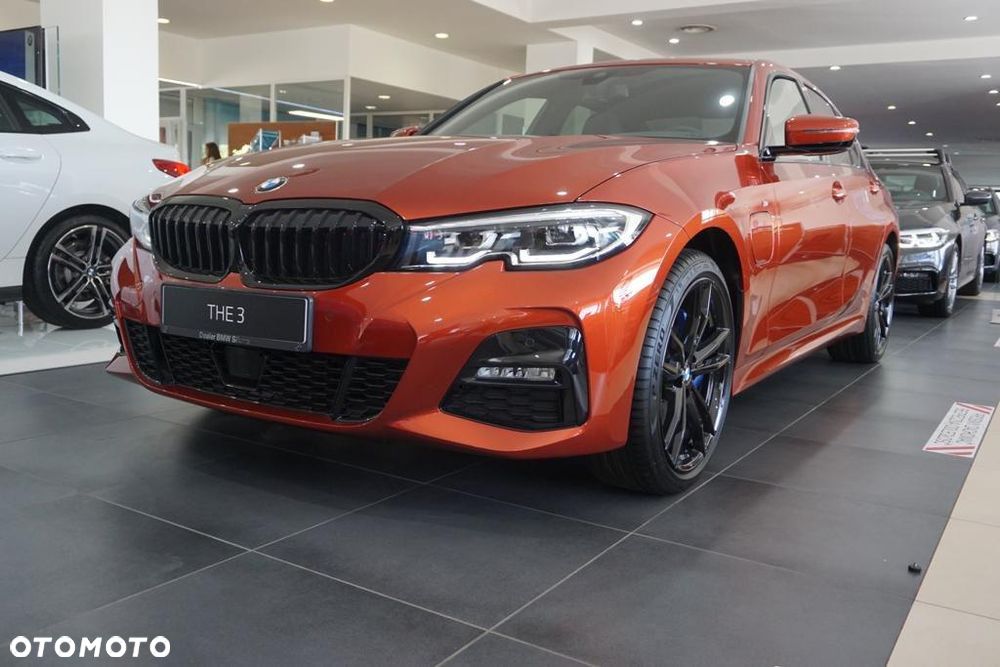 BMW Seria 3 330e M Sport sport - 5