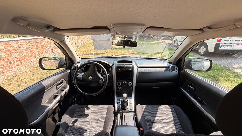 Suzuki Grand Vitara 2.0 - 15