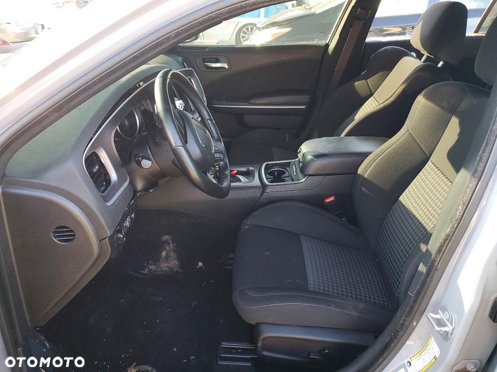 Dodge Charger 5.7 R/T - 7