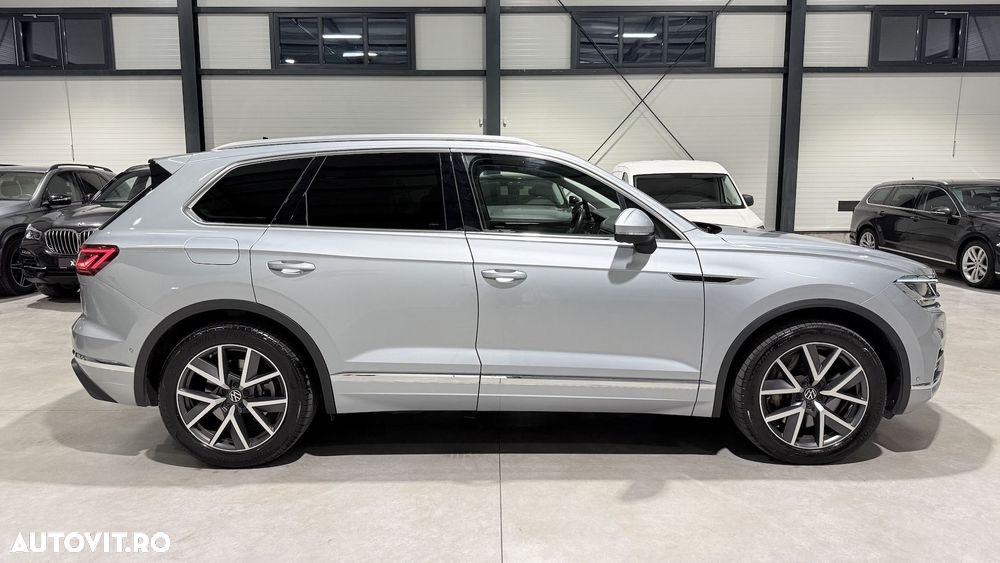 Volkswagen Touareg 3.0 V6 e-Hybrid 4Motion Aut. Elegance - 16