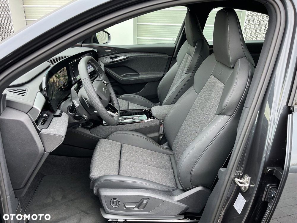 Audi Q6 e-tron - 6