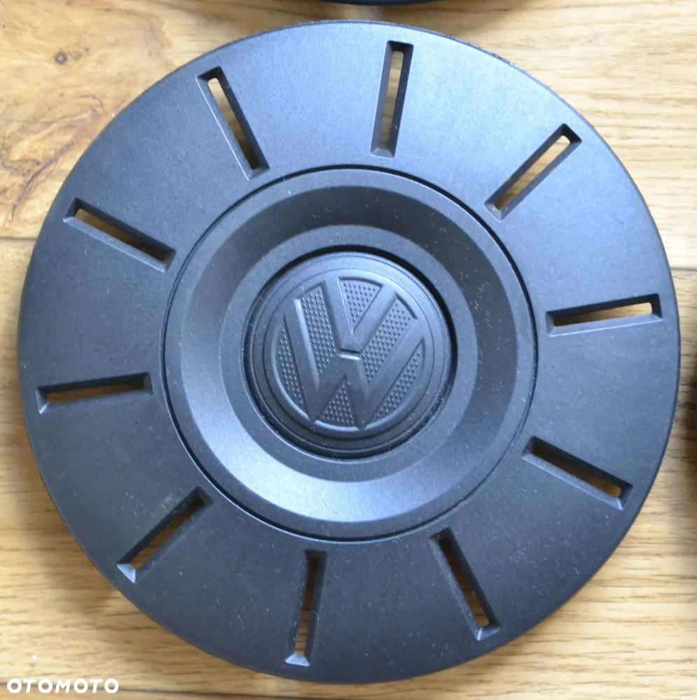 ORYGINALNE DEKIELKI KOŁPAKI KAPSLE OEM VW x4szt. K-675 - 6