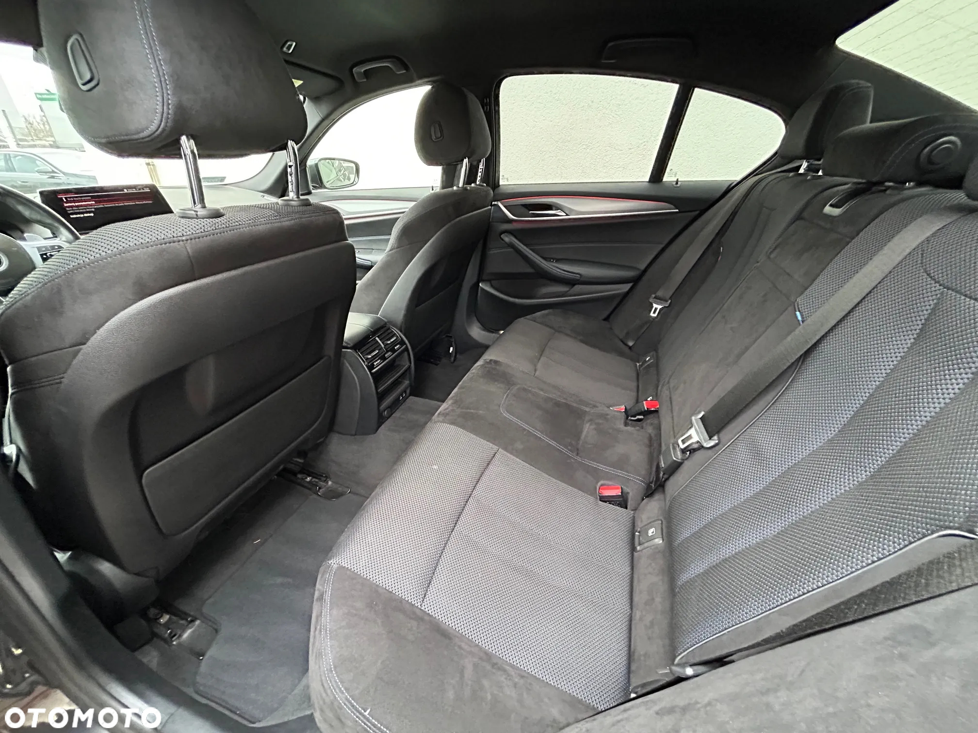 BMW Seria 5 520d xDrive M Sport sport - 13