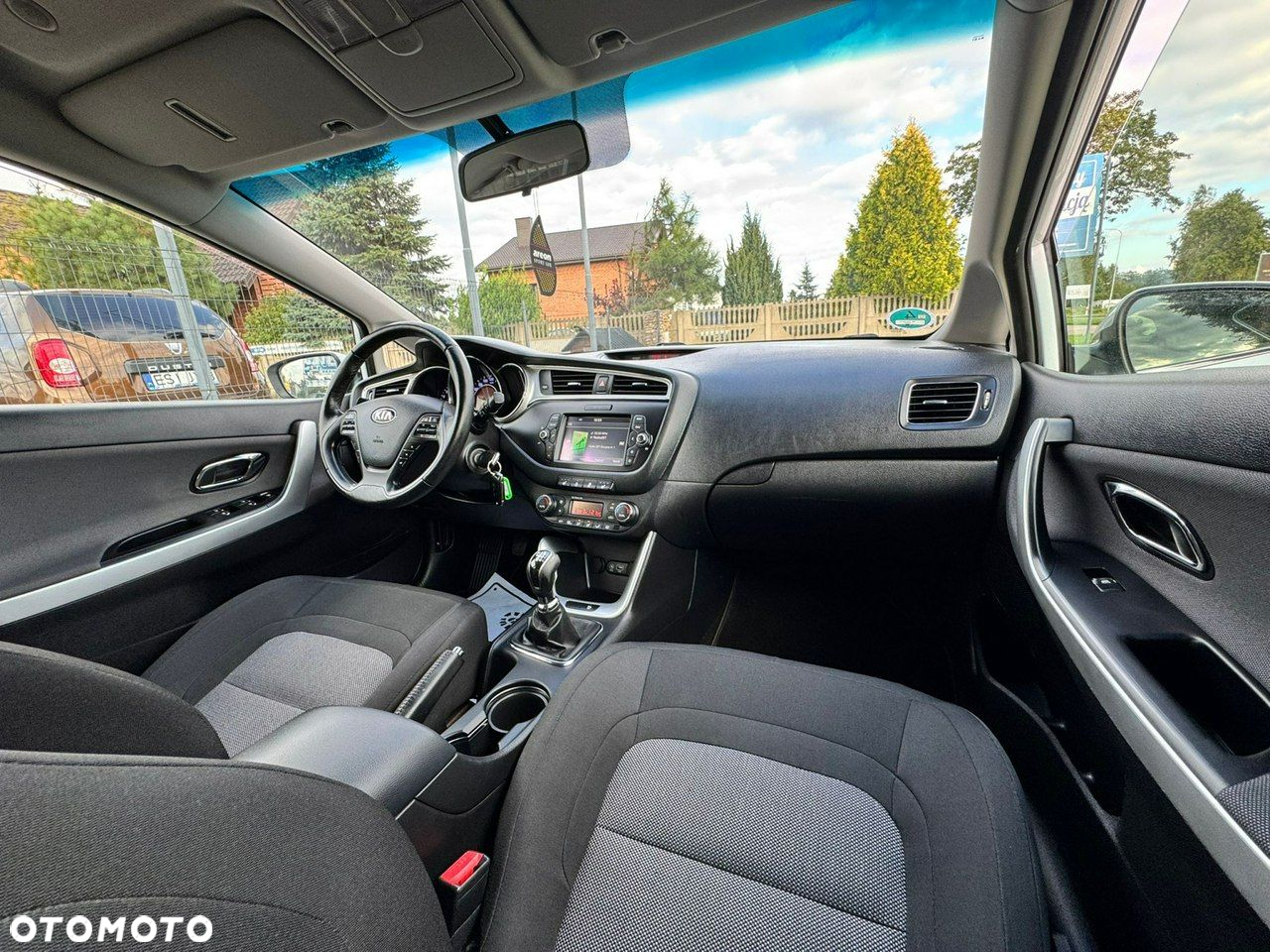 Kia Ceed - 27