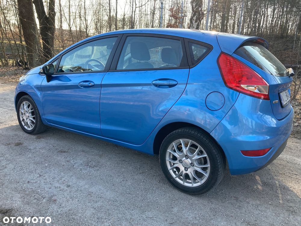 Ford Fiesta 1.4 TDCi Ambiente - 5