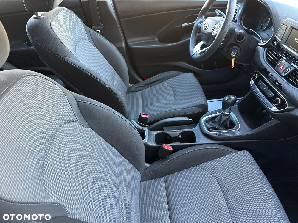 Hyundai i30 - 21
