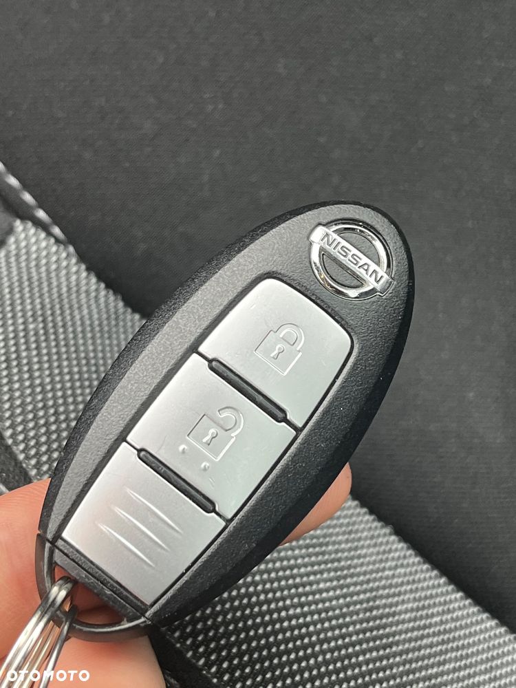 Nissan Qashqai 1.5 dCi N-Connecta - 24