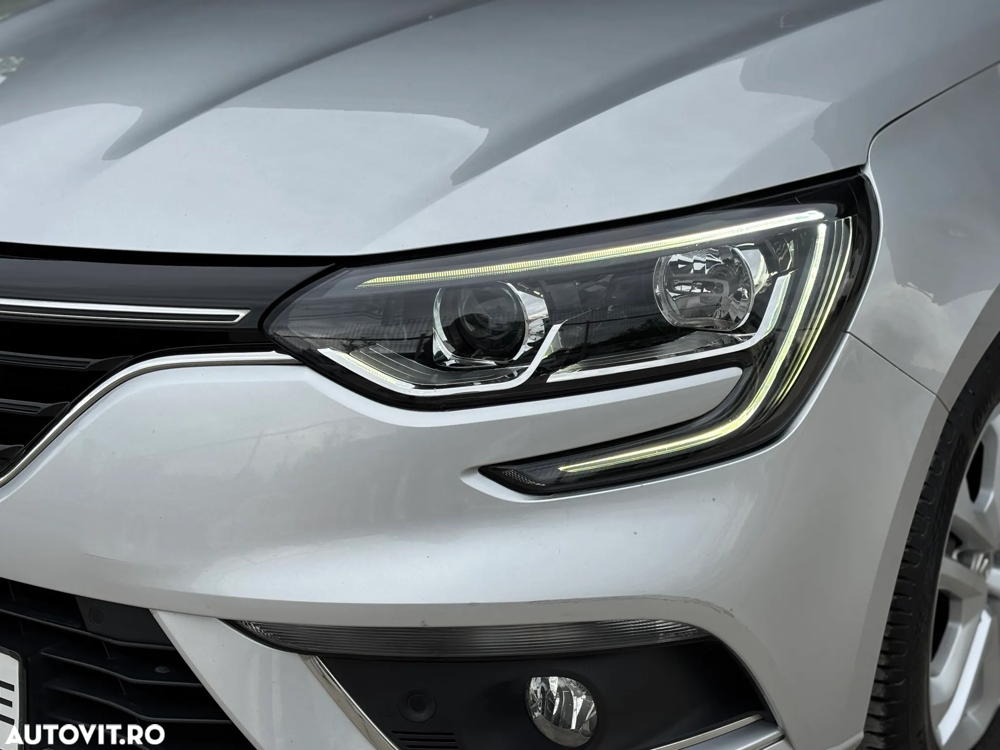 Renault Megane BLUE dCi 115 EDC BUSINESS EDITION - 12