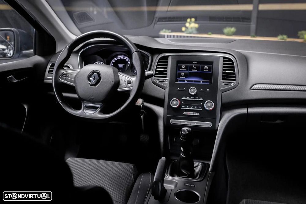 Renault Mégane Sport Tourer - 14