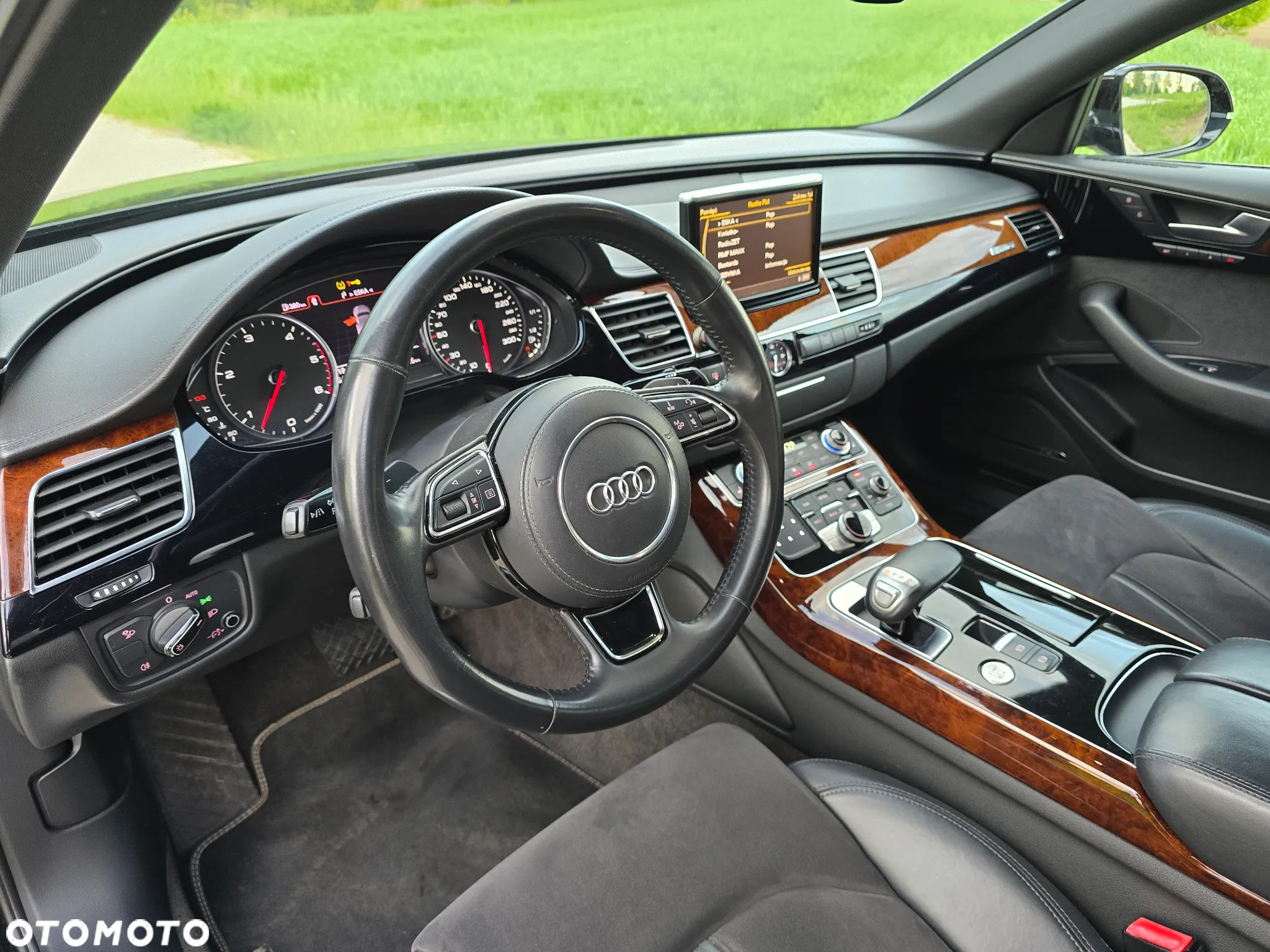 Audi A8 4.2 TDI Quattro - 10