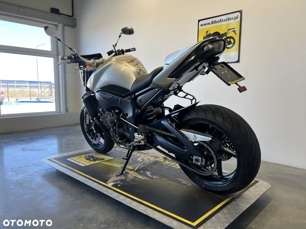 Yamaha FZ - 6