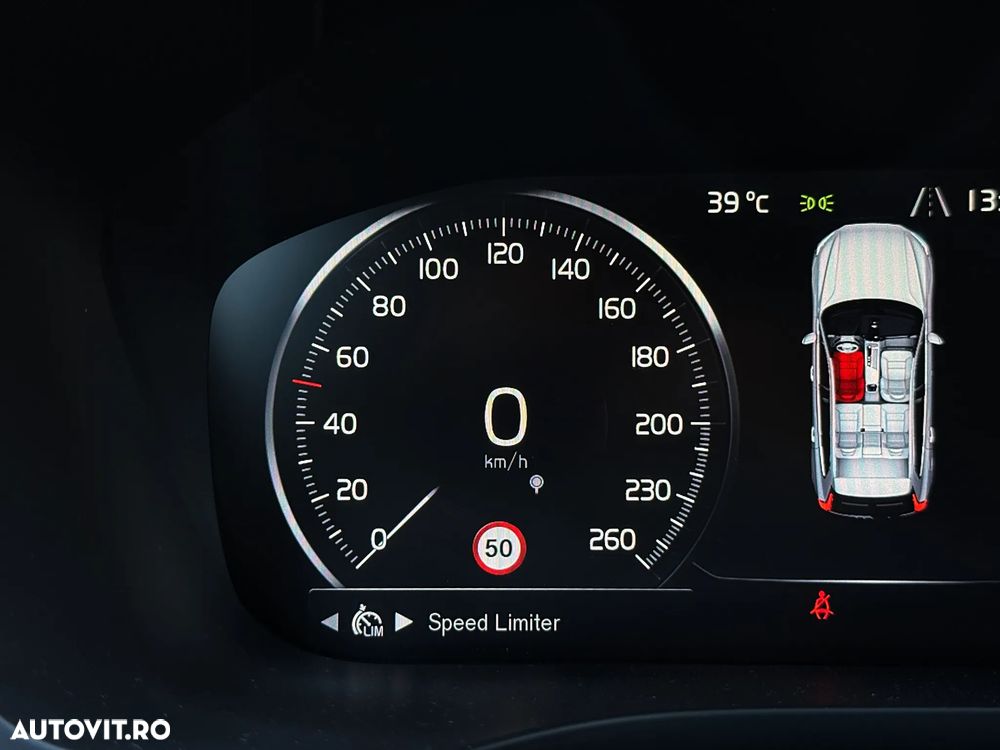 Volvo XC 60 D4 AWD Momentum - 37