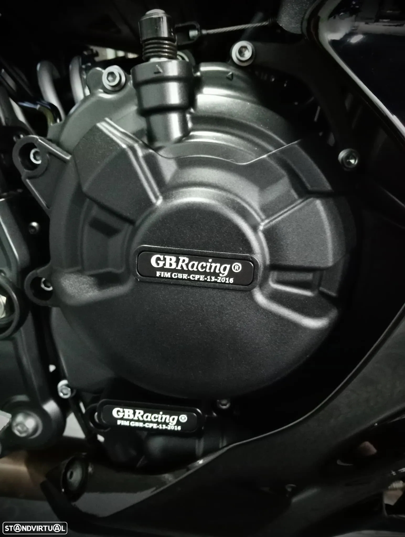 Yamaha R - 7