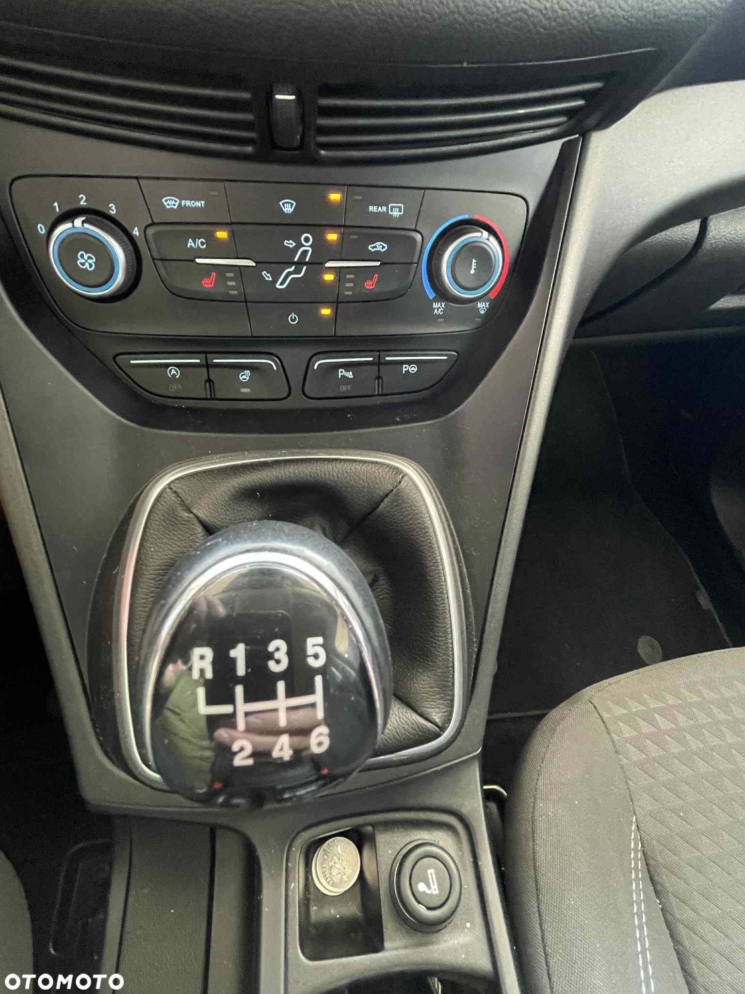 Ford C-MAX 1.5 TDCi Titanium - 11