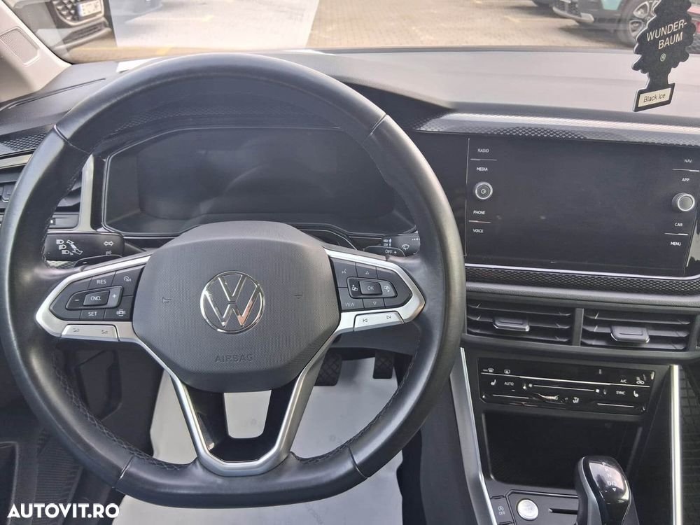 Volkswagen Taigo - 11