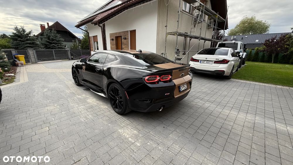 Chevrolet Camaro - 16