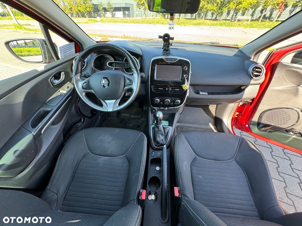 Renault Clio 1.2 16V Limited - 19