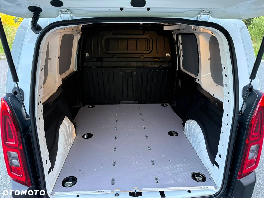 Opel Combo - 11