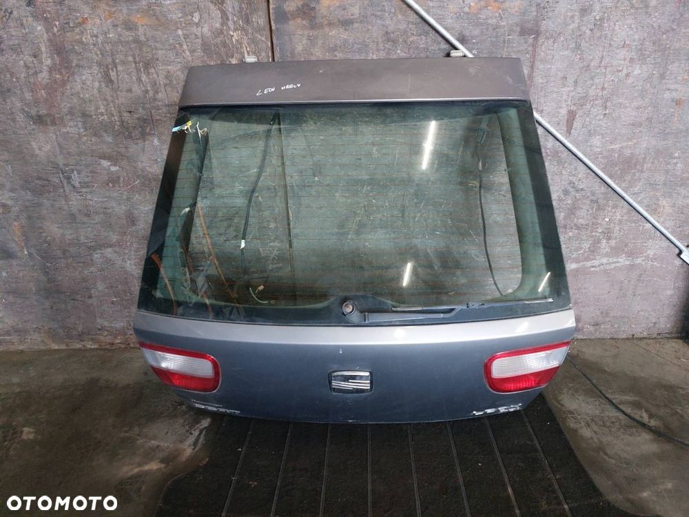KOMPLETNY TYŁ KLAPA ZDERZAK LAMPA PRAWA LEWA SEAT LEON I - 11
