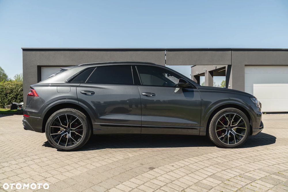 Audi Q8 - 9