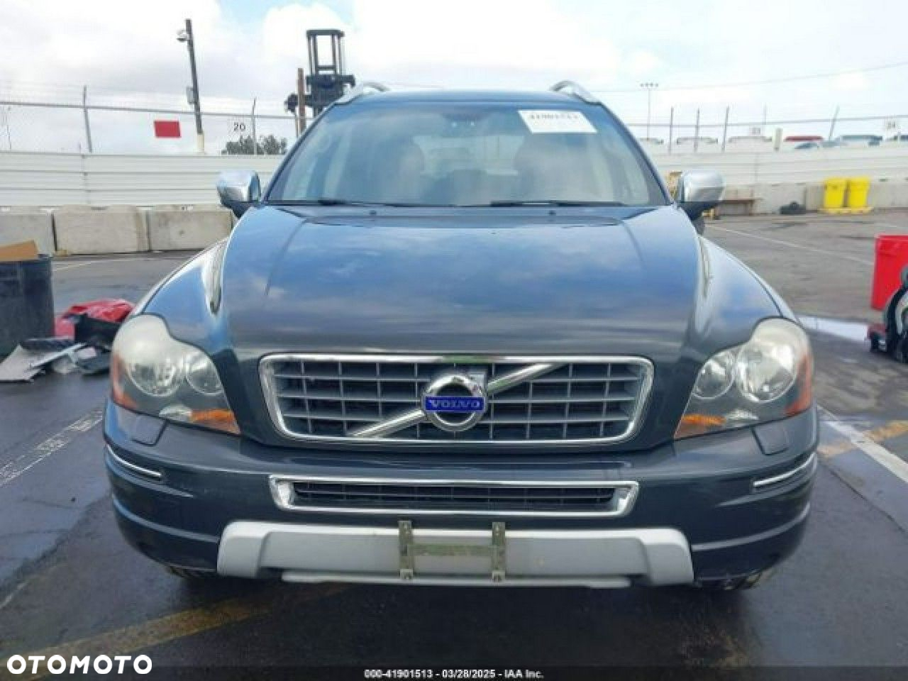 Volvo XC 90 - 9