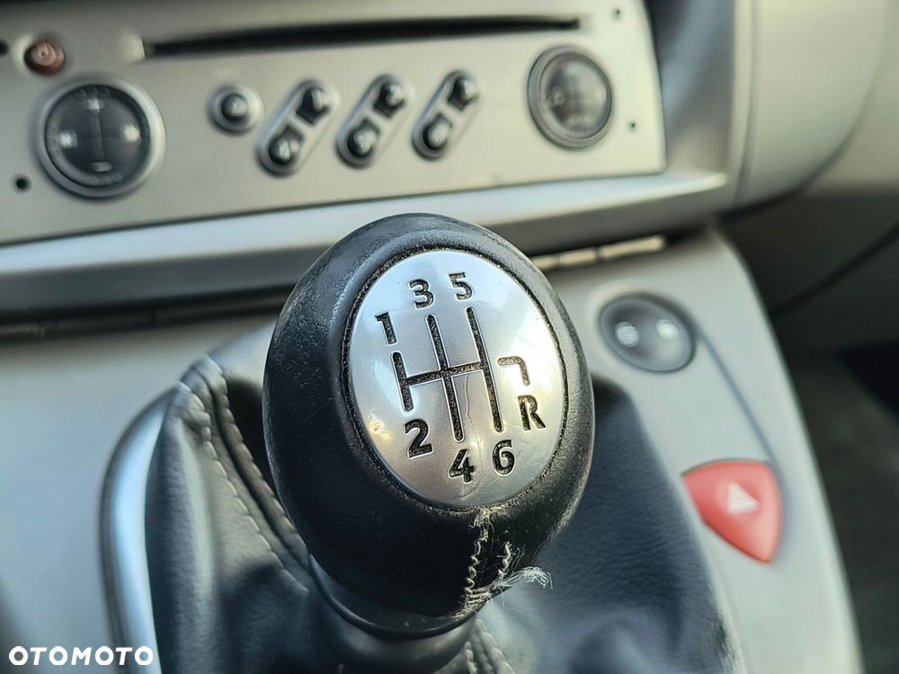 Renault Scenic - 25