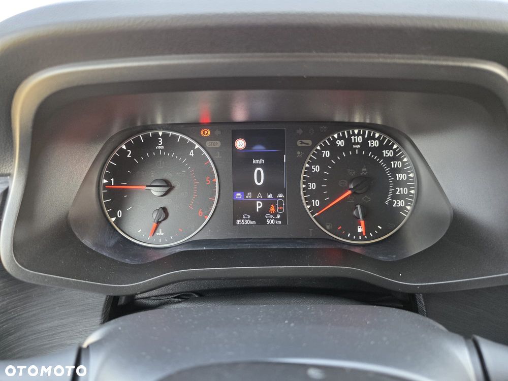 Renault Trafic Grand 2.0 dCi EDC - 8