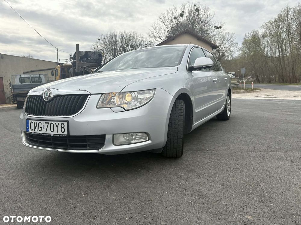 Skoda Superb 2.0 TDI Ambition DSG - 1