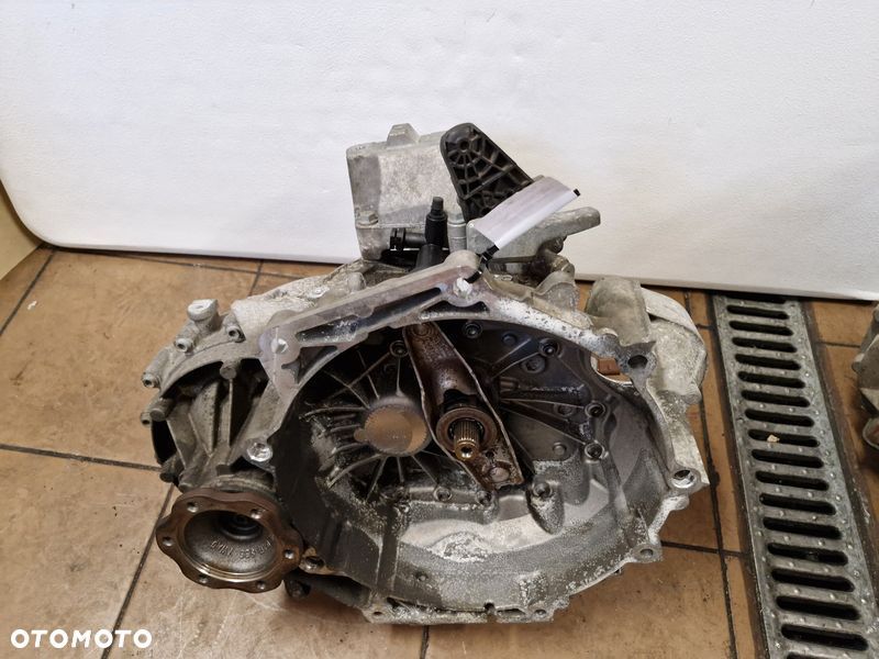 volkswagen golf 7 vii 1.0 tsi skrzynia biegów manual 6b fm6aj019 udm - 1