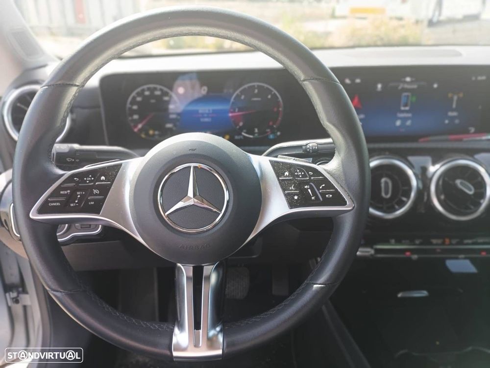Mercedes-Benz CLA 180 d - 5