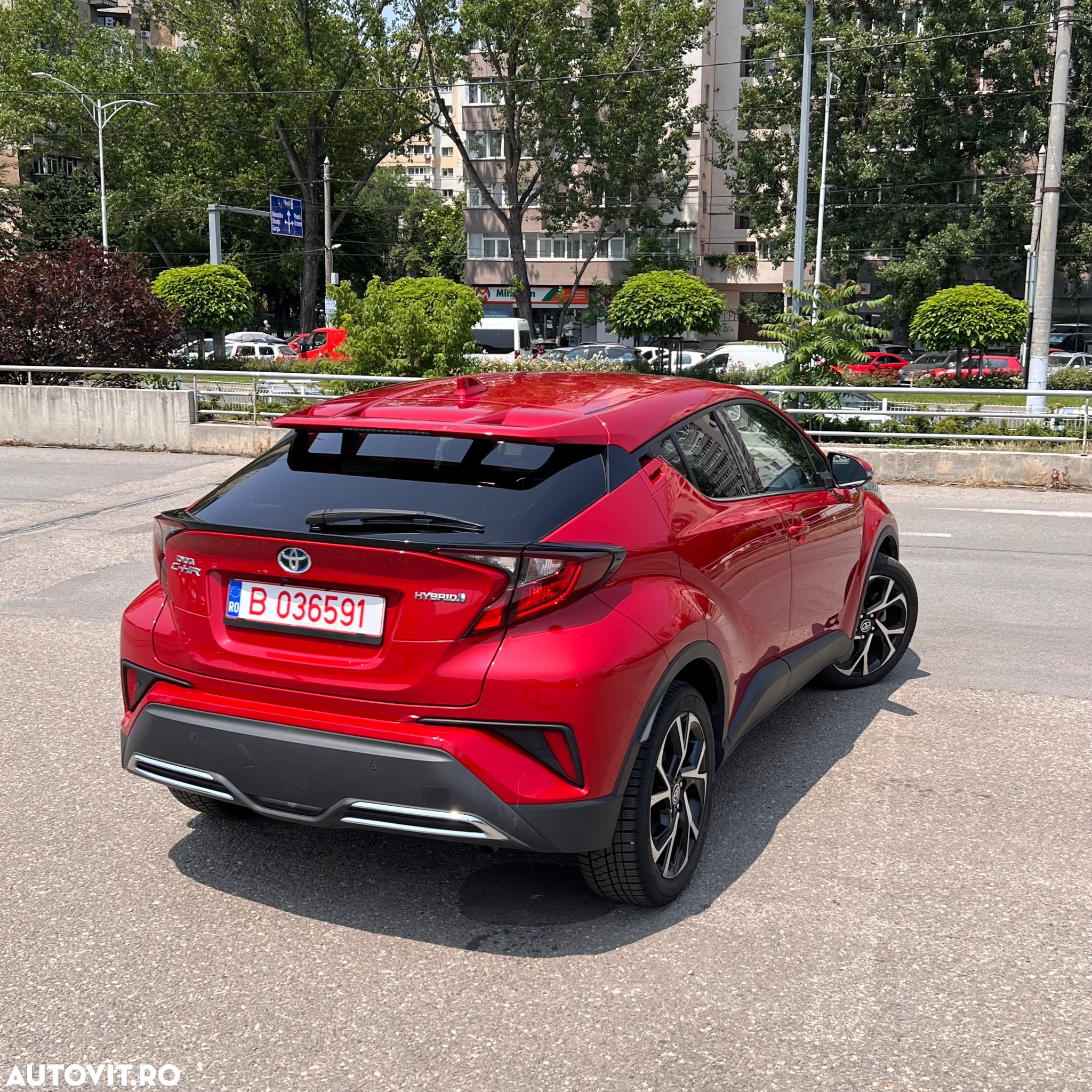 Toyota C-HR - 12