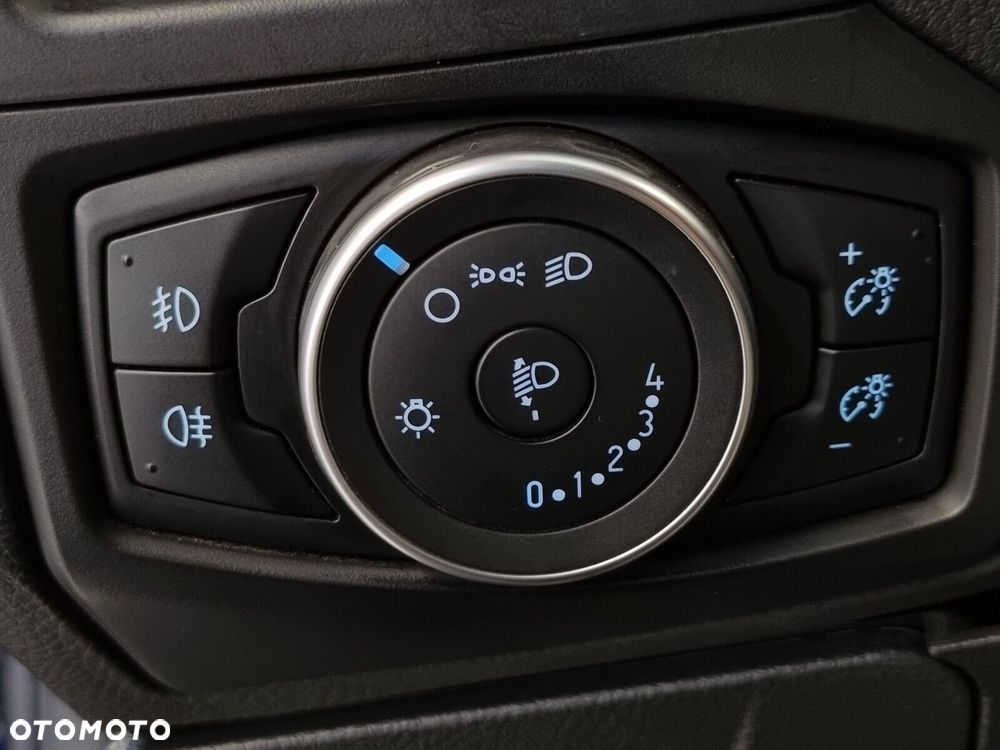 Ford Focus 1.6 Trend - 23