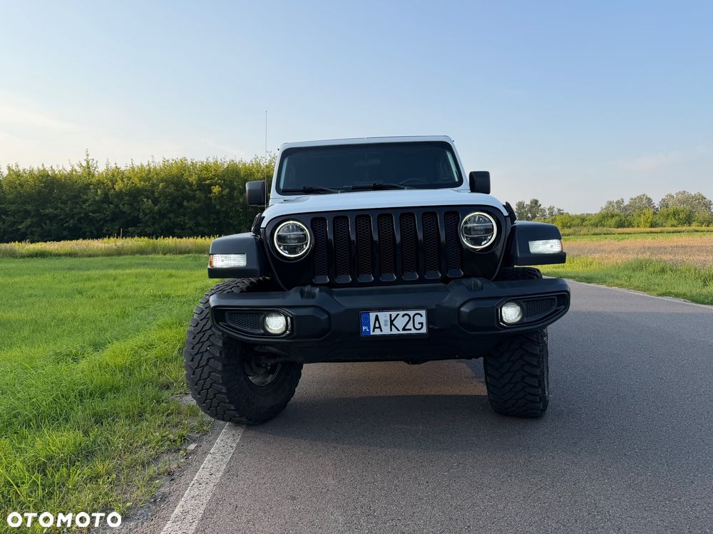 Jeep Wrangler - 3