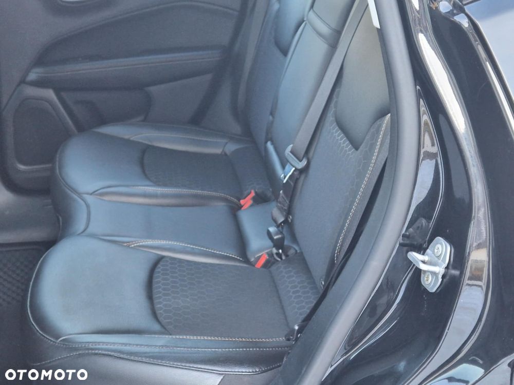 Jeep Compass 1.4 MultiAir Longitude - 10