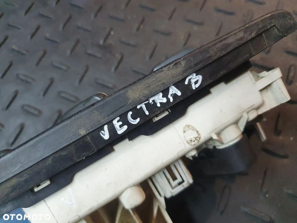 Panel nawiewu Opel Vectra B 6081F1A OPEL 86323 - 4