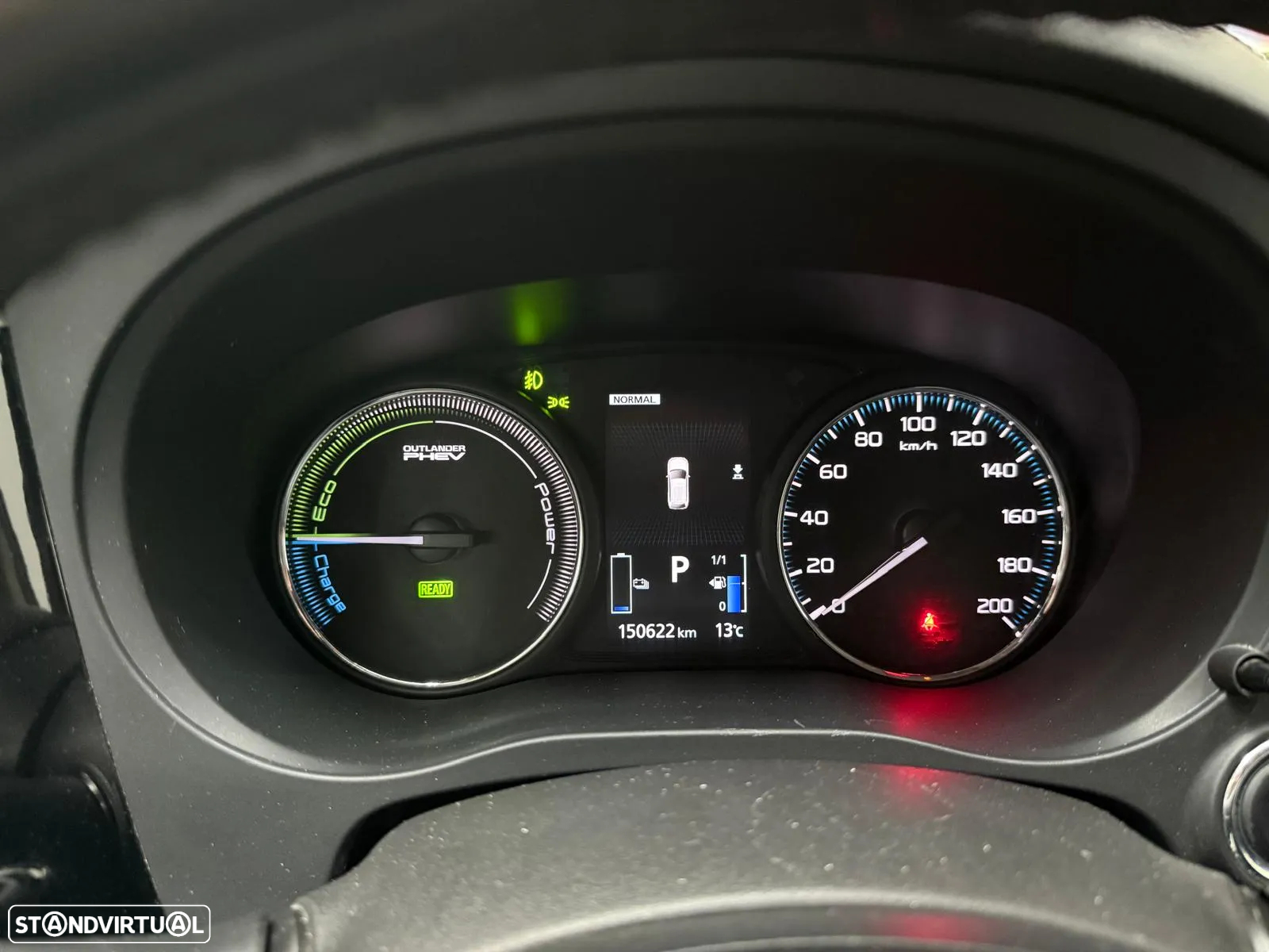 Mitsubishi Outlander 2.0 PHEV Instyle - 25