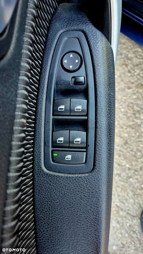 BMW Seria 1 118d Advantage - 16